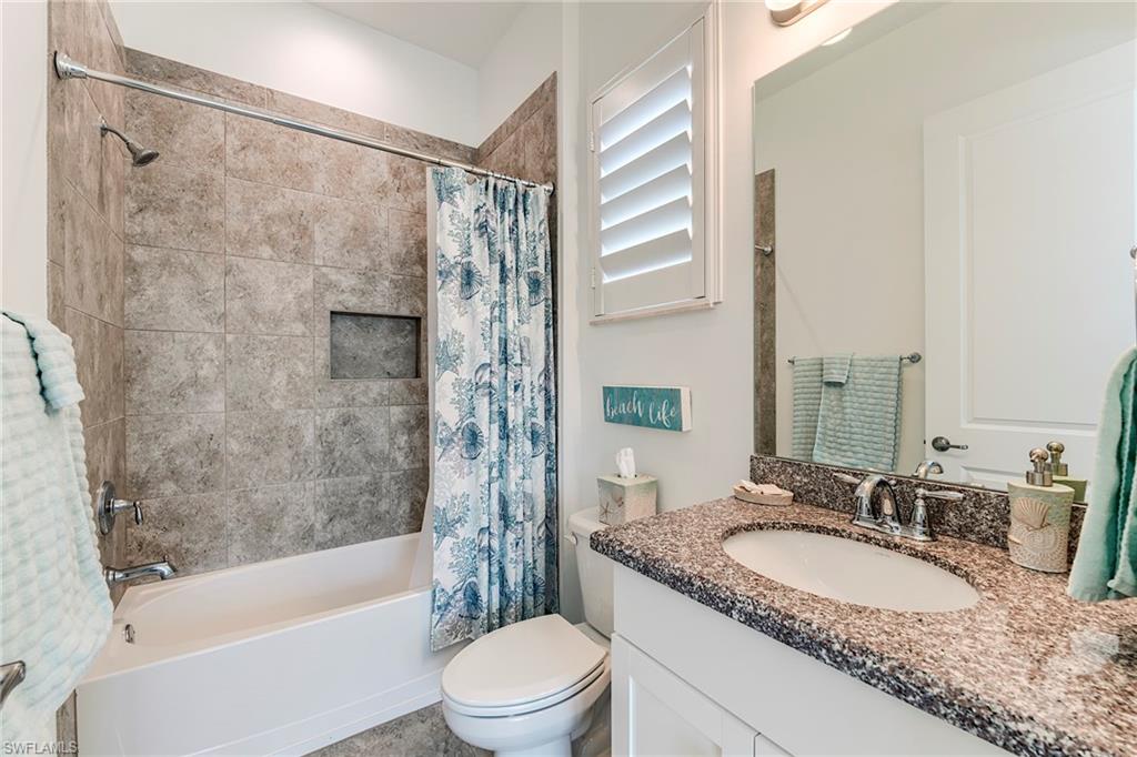 9327 Woodhurst Dr Property Photo 16