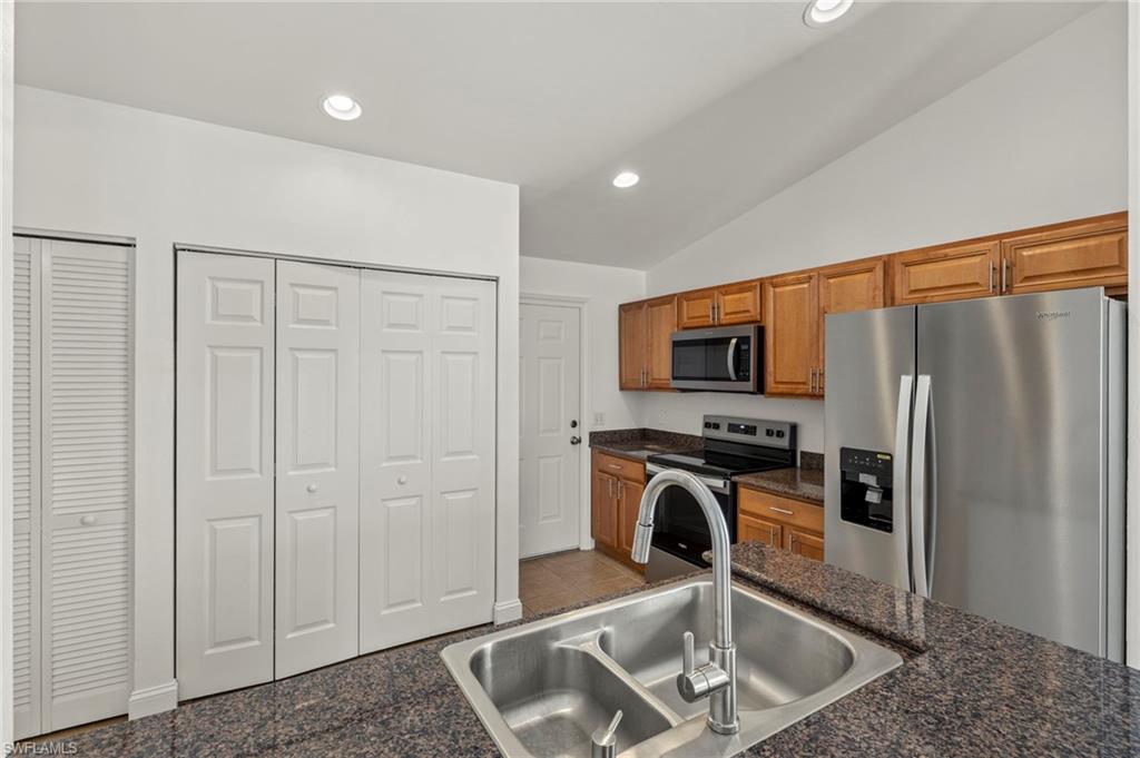 6254 Vista Garden Way A Property Photo 7
