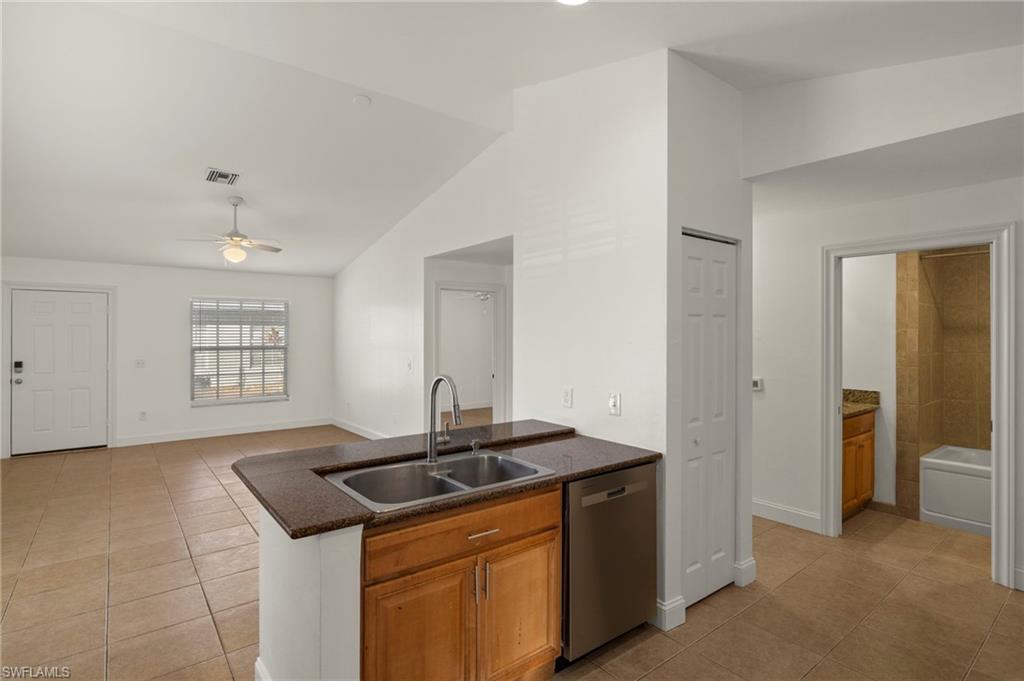 6254 Vista Garden Way A Property Photo 11