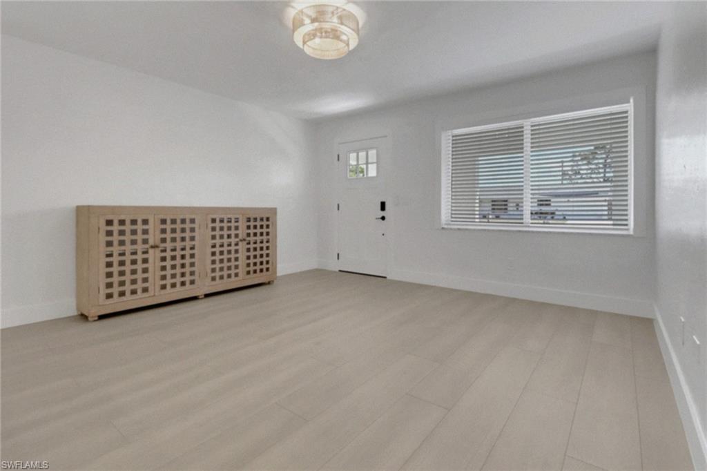 4525 Fluvia Ave Property Photo 7