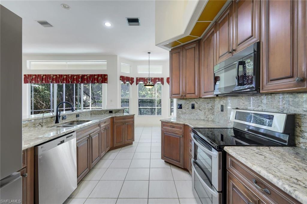 28476 Del Lago Way Property Photo 2