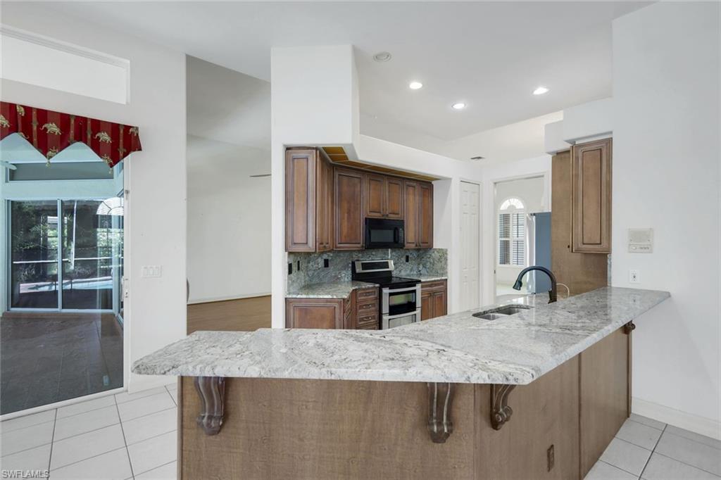 28476 Del Lago Way Property Photo 5