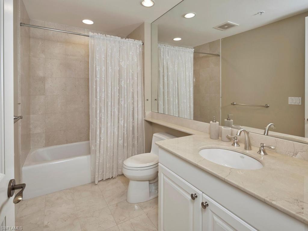 970 Cape Marco Dr 806 Property Photo 16