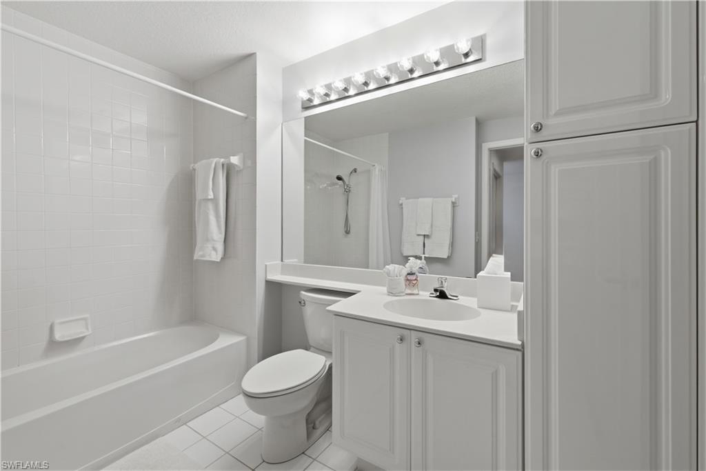 7687 Pebble Creek Cir 301 Property Photo 18
