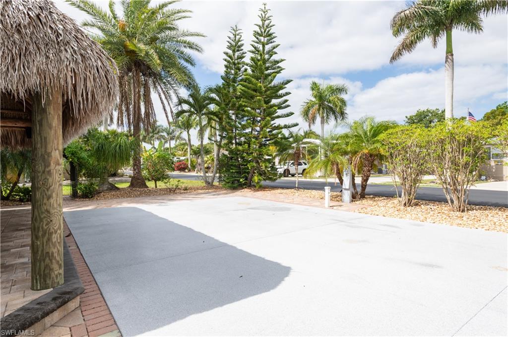 10200 Yellowtop Trl Property Photo 11