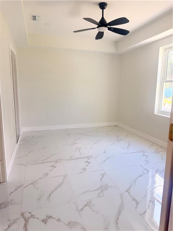 226015809 Property Photo 4