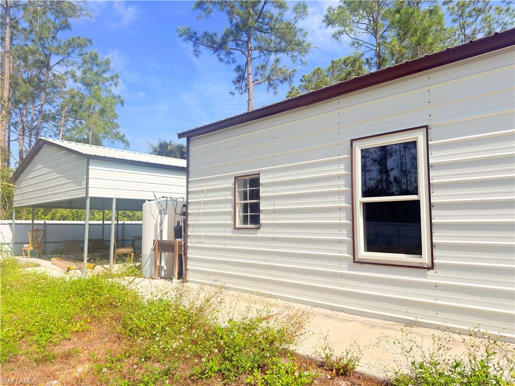 226015809 Property Photo 24