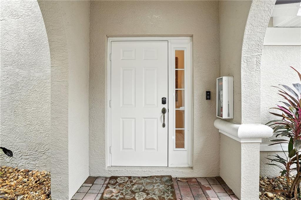 10080 Valiant Ct 202 Property Photo 3