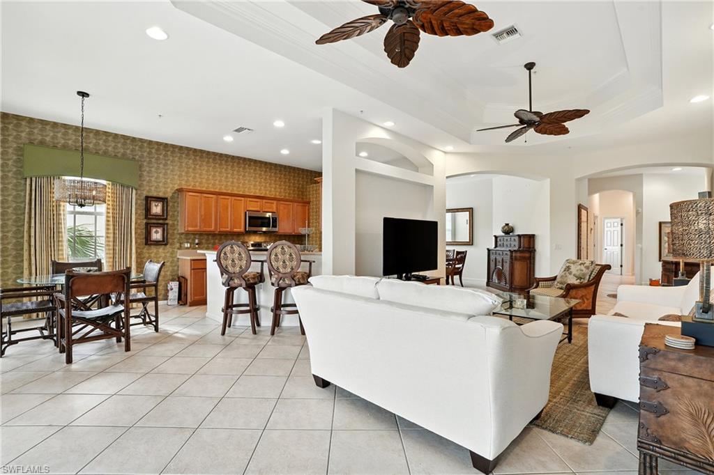 10080 Valiant Ct 202 Property Photo 8