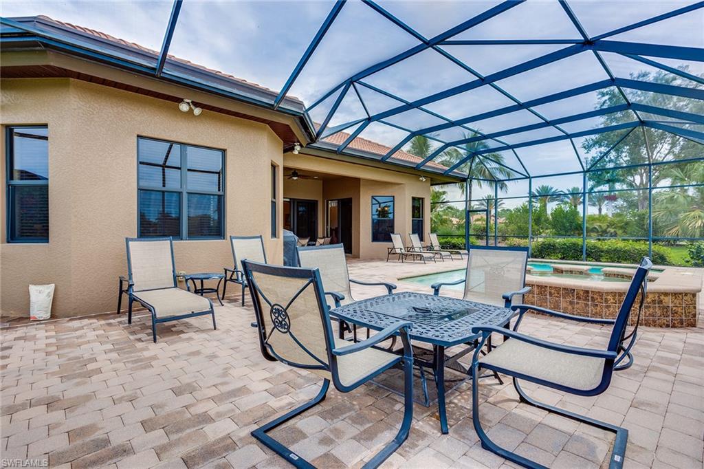7771 Cottesmore Dr Property Photo 15