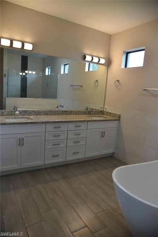 4666 Villa Capri Ln Property Photo 11
