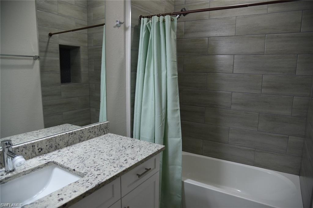 4666 Villa Capri Ln Property Photo 21