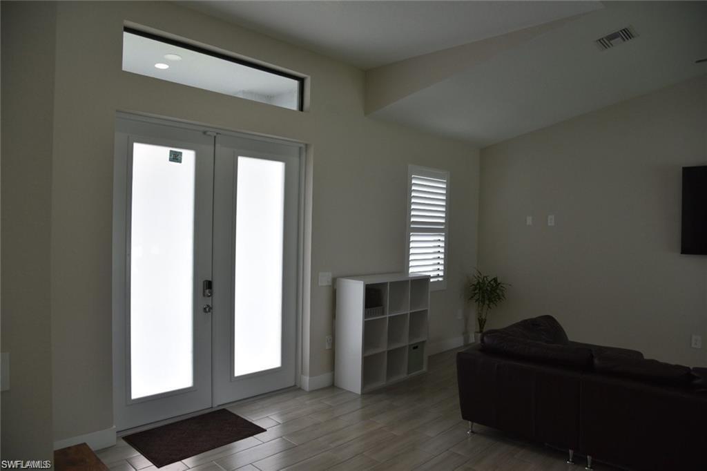 4666 Villa Capri Ln Property Photo 26
