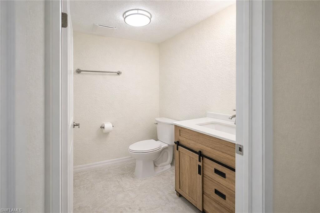 4625 Bayshore Dr D1 Property Photo 10