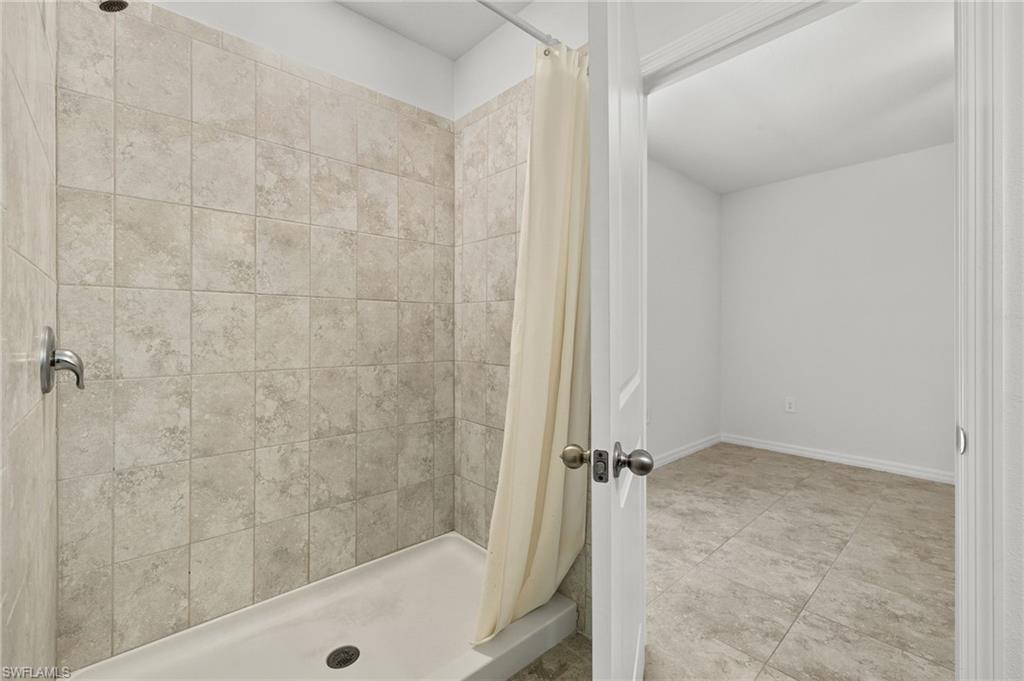 858 Rue Labeau Cir Property Photo 8