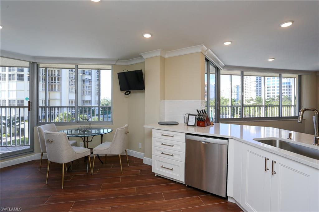 4041 Gulf Shore Blvd N 305 Property Photo 12