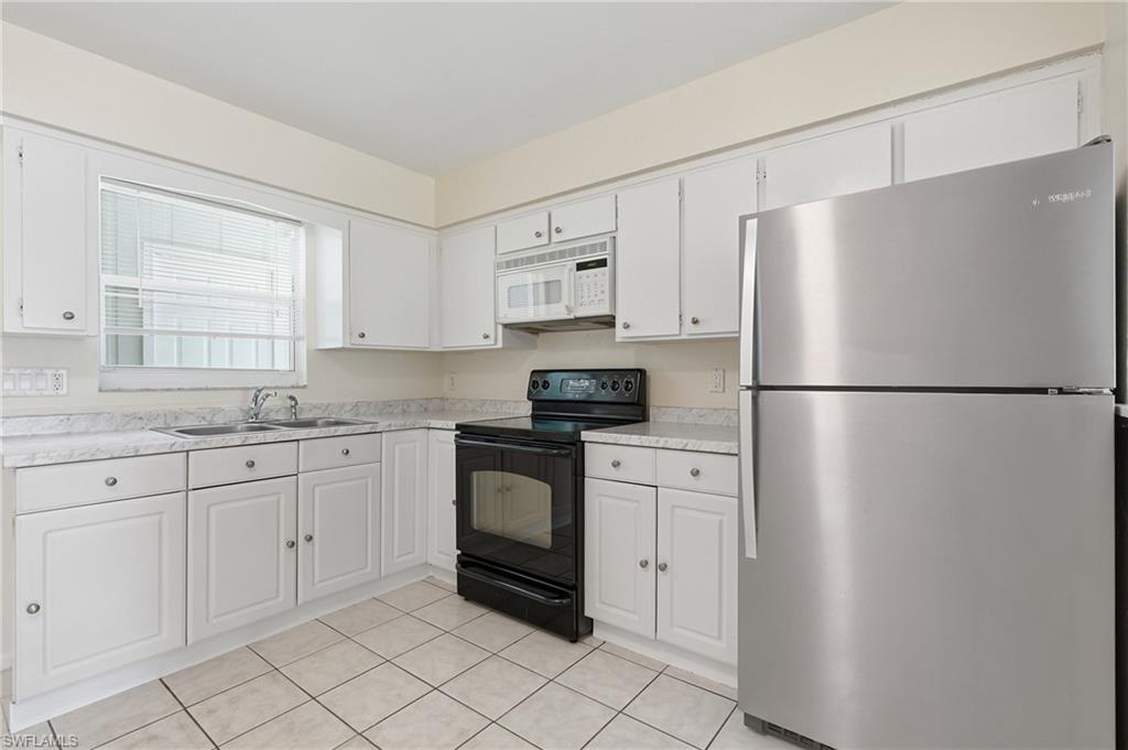 1195 Alhambra Cir Property Photo 11