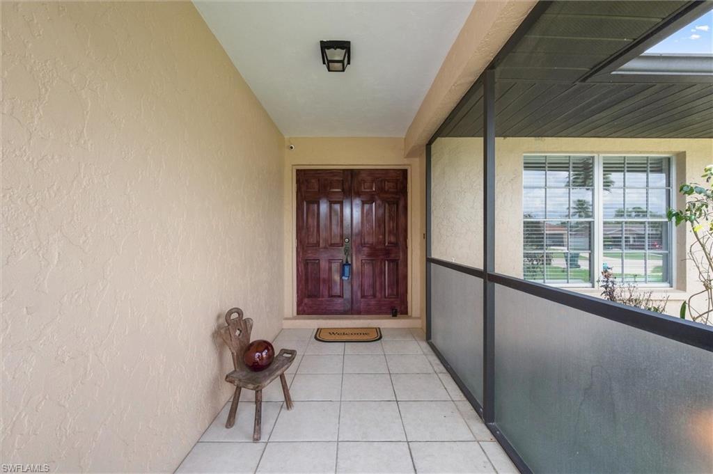 4472 30th Pl Sw Property Photo 2