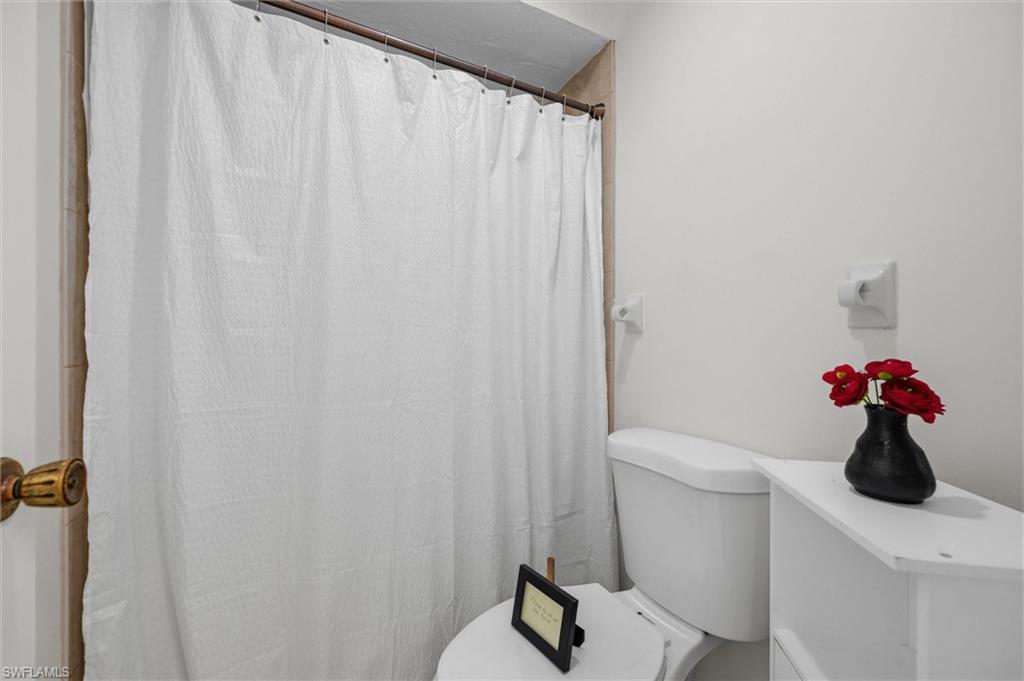 4472 30th Pl Sw Property Photo 21