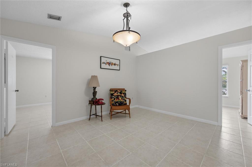 4472 30th Pl Sw Property Photo 22