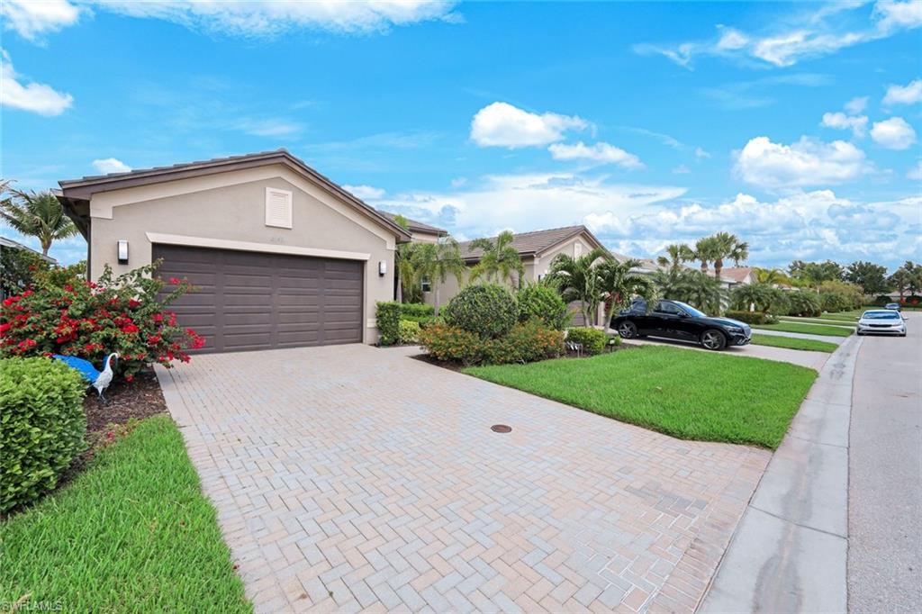 28436 Burano Dr Property Photo 3