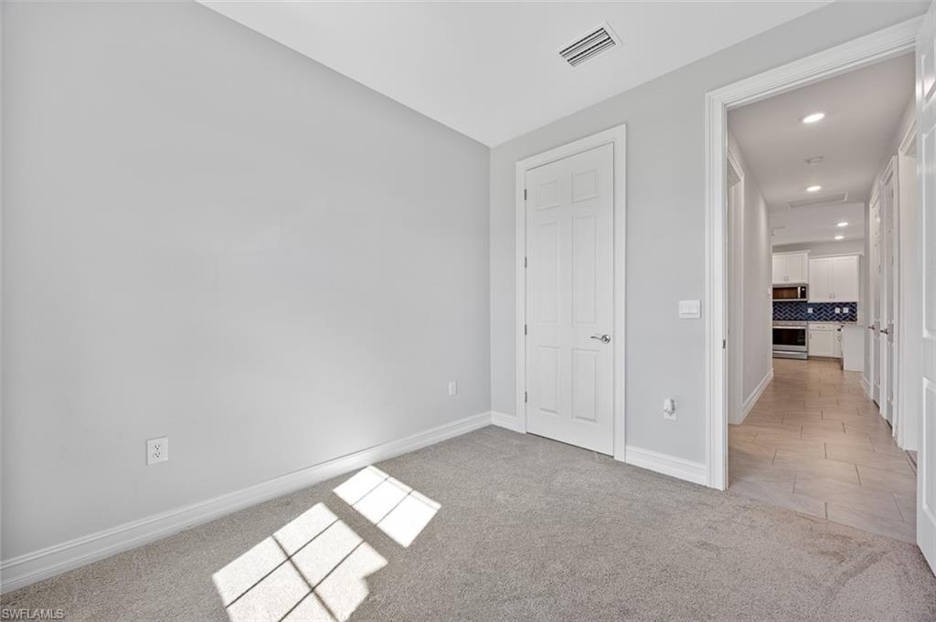 1117 Rolling Brook Ln Property Photo 17