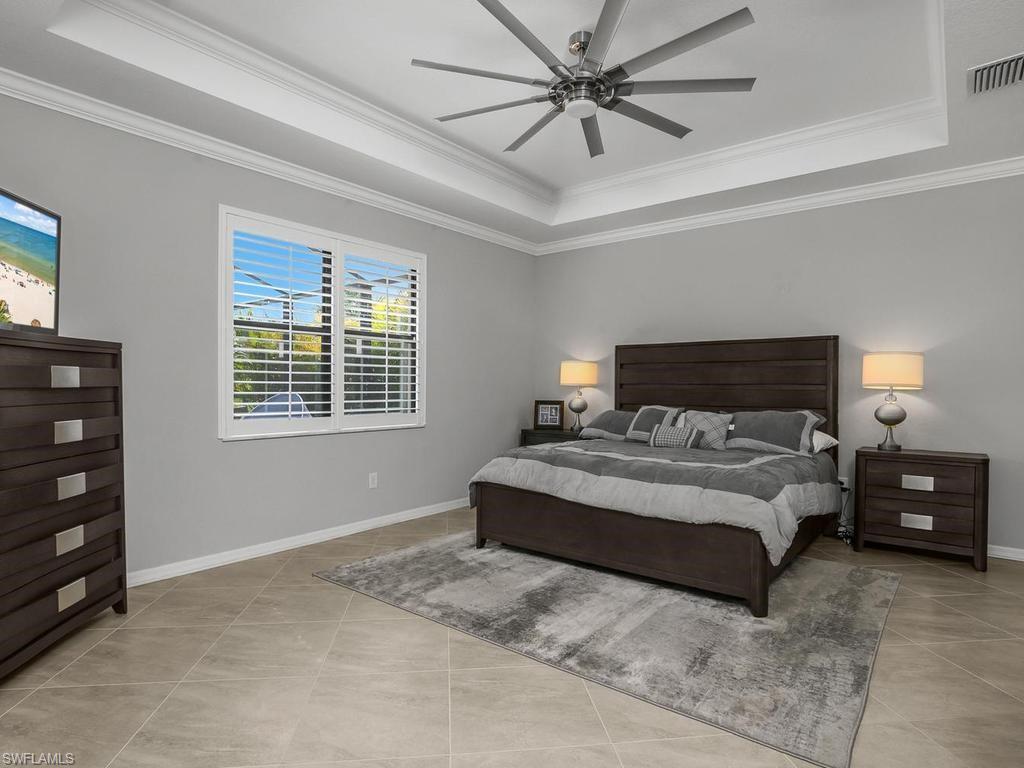 17575 Kinzie Ln Property Photo 14