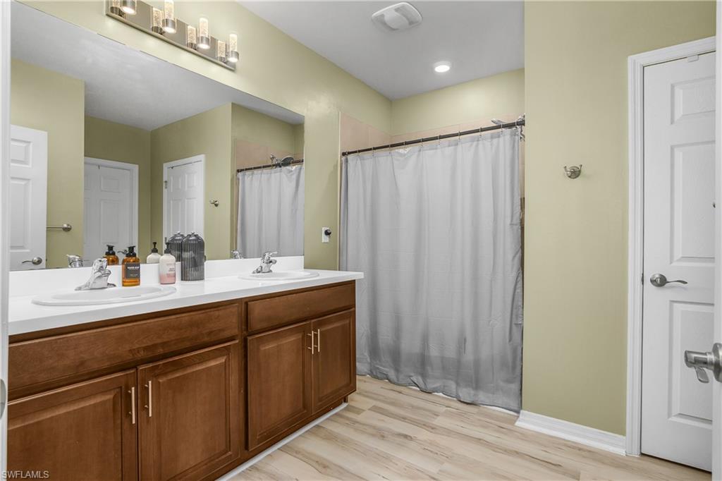 2544 20th Pl Property Photo 19