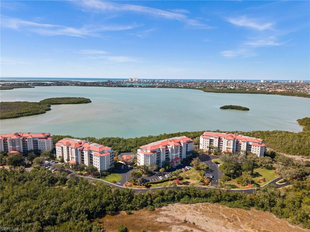 201 Vintage Bay Dr B15 Property Photo 1