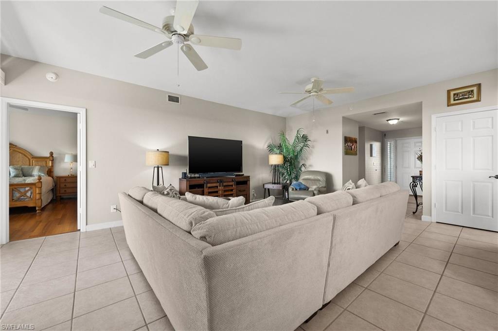 201 Vintage Bay Dr B15 Property Photo 9