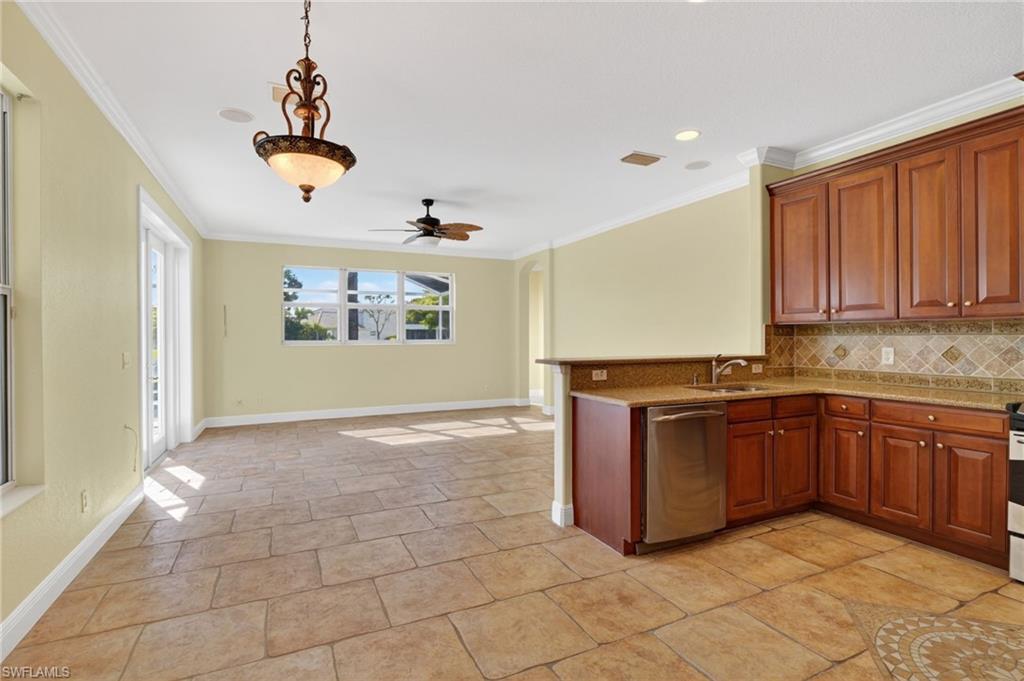 12585 Gemstone Ct Property Photo 13