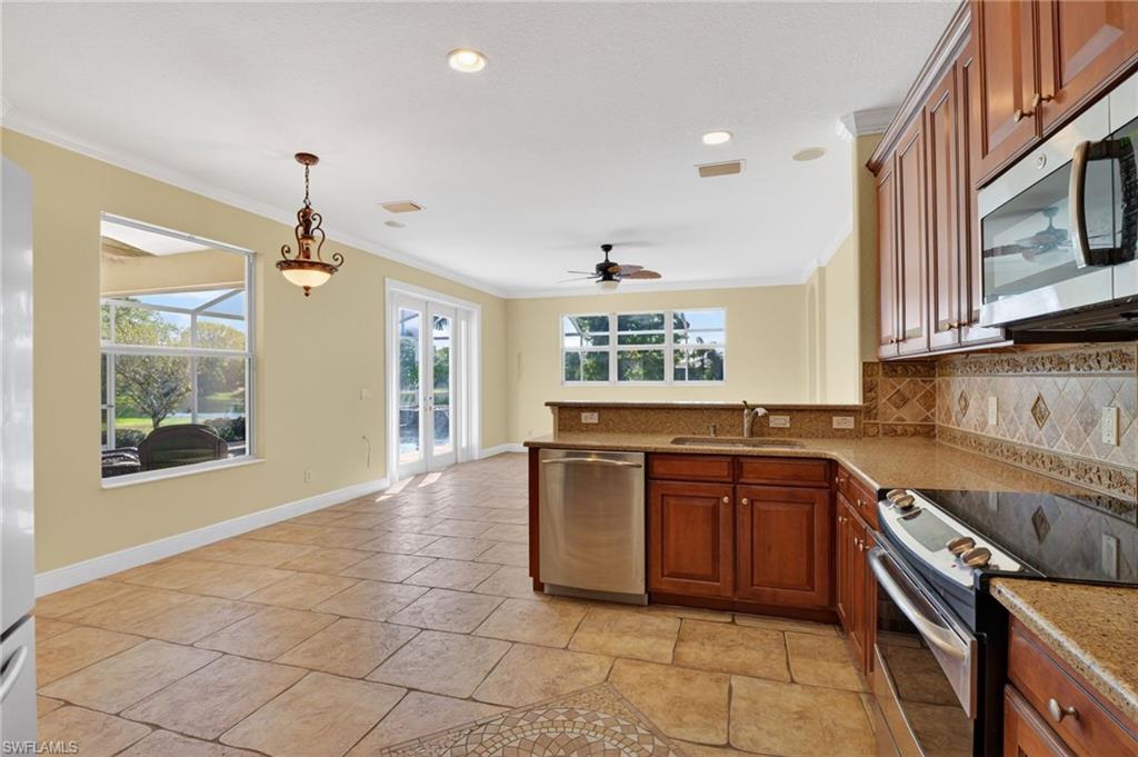 12585 Gemstone Ct Property Photo 17