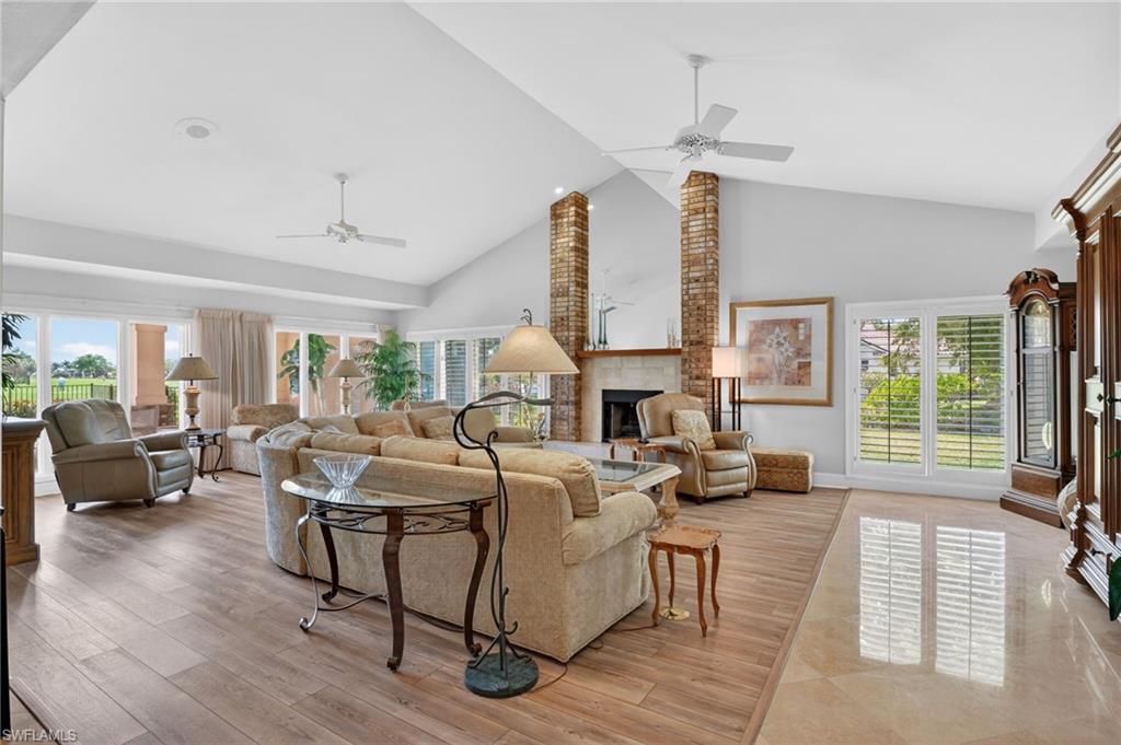 16031 Forest Oaks Dr Property Photo 4