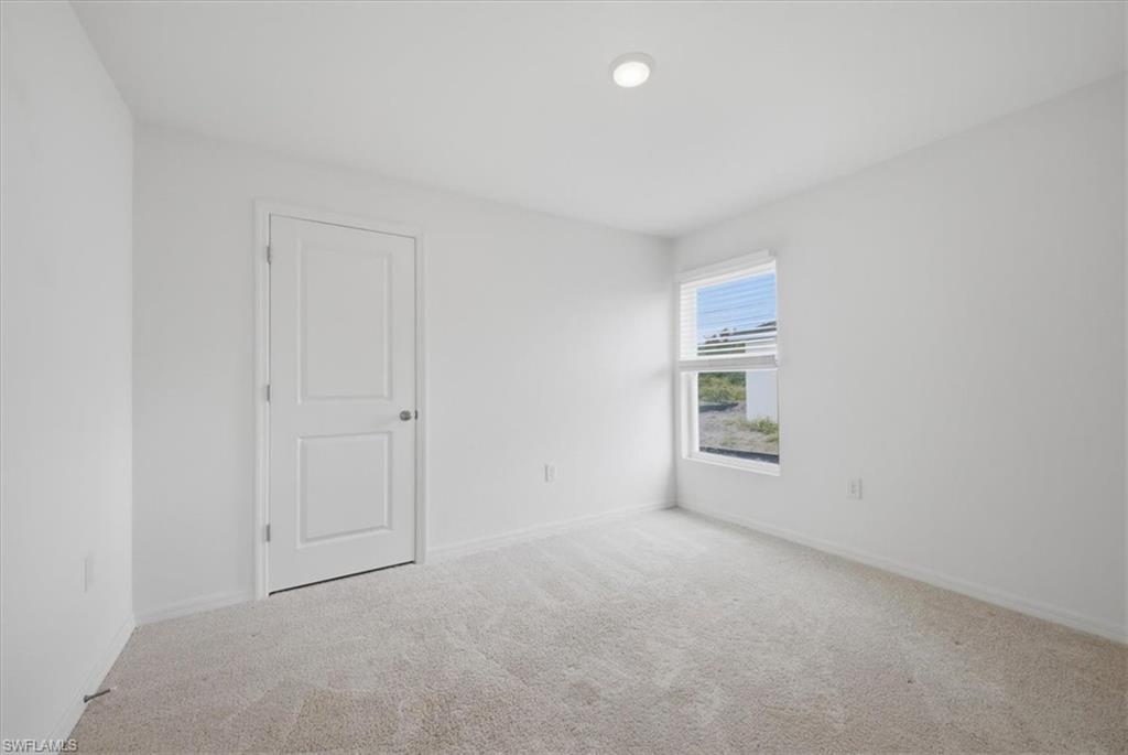 1144 Ebert St E Property Photo 21