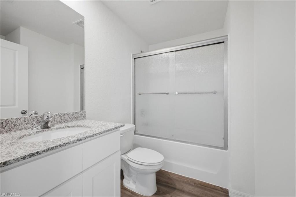 1144 Ebert St E Property Photo 22