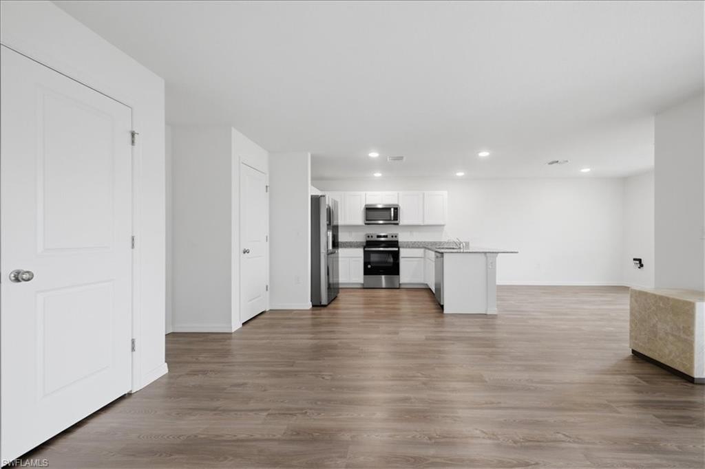 1144 Ebert St E Property Photo 25