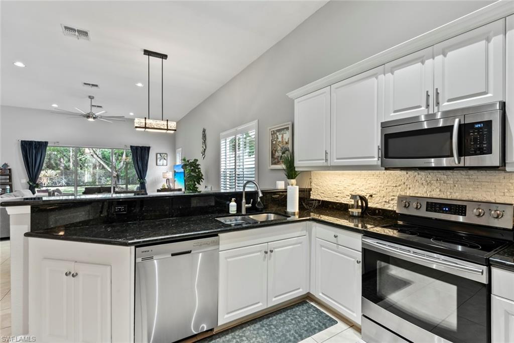 6051 Shallows Way Property Photo 18