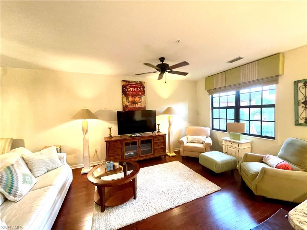 8989 Cambria Cir 1807 Property Photo 20