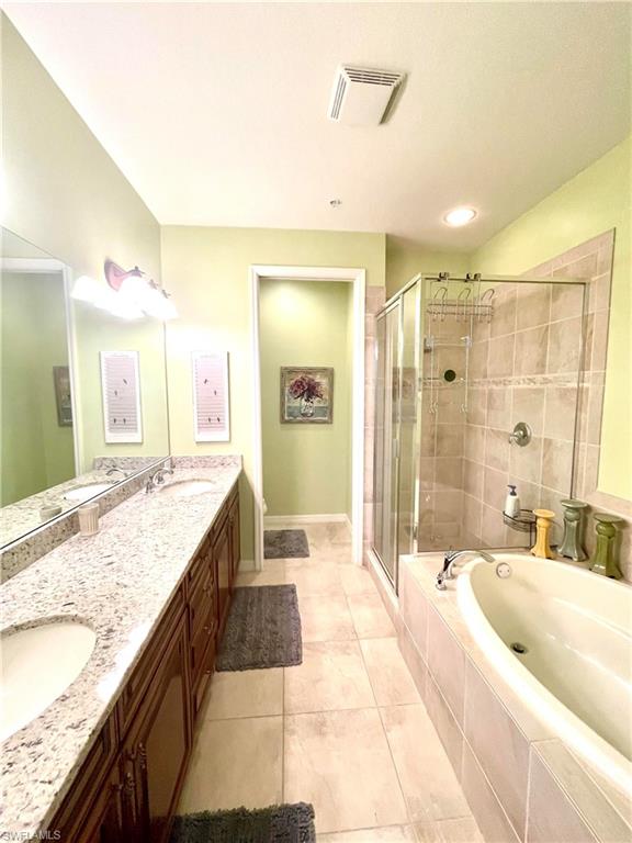 8989 Cambria Cir 1807 Property Photo 28