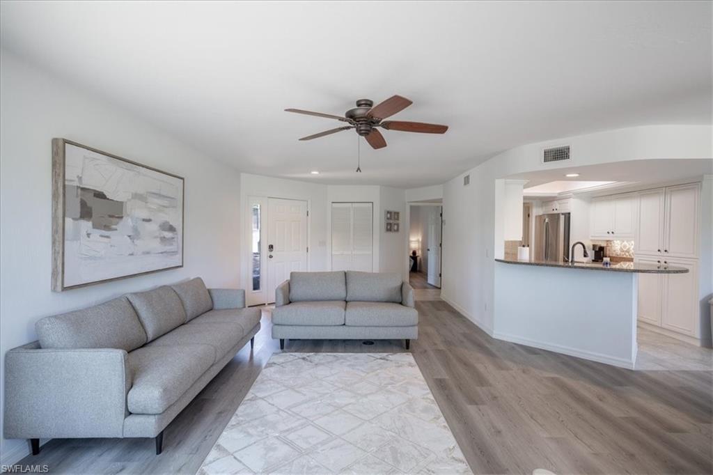 792 Eagle Creek Dr 101 Property Photo 14
