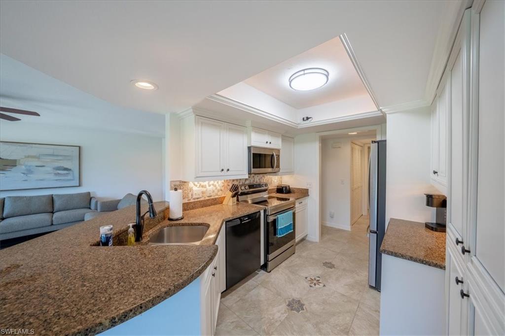 792 Eagle Creek Dr 101 Property Photo 17