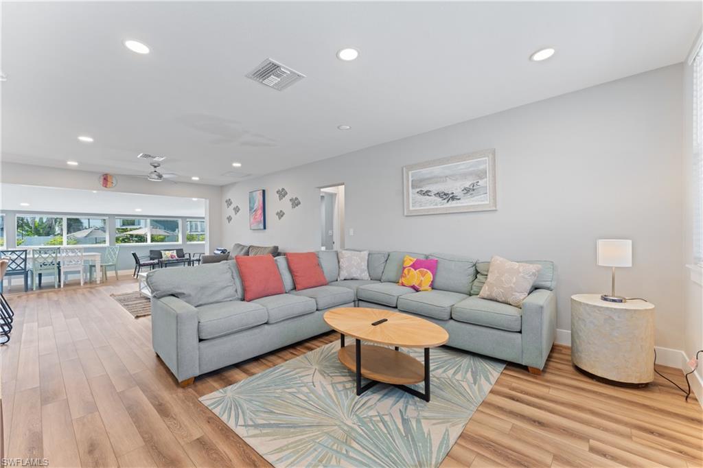 6030 Estero Blvd Property Photo 8