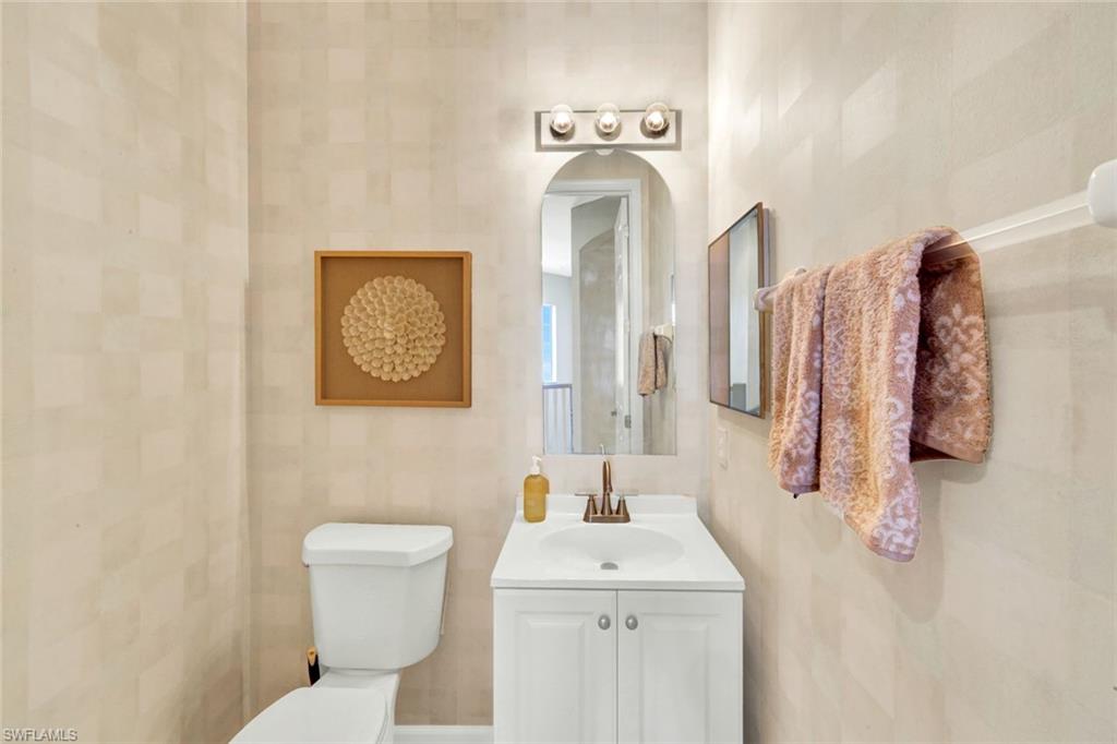 10060 Valiant Ct 202 Property Photo 12