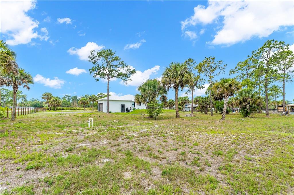 660 Zambria St Property Photo 10