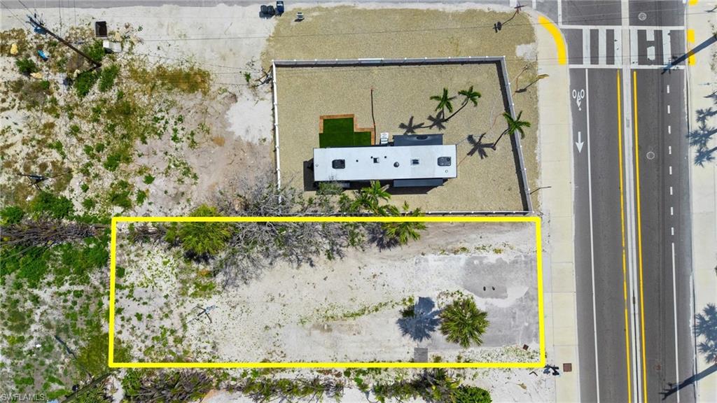 5421 / 5425 Estero Blvd Property Photo 12