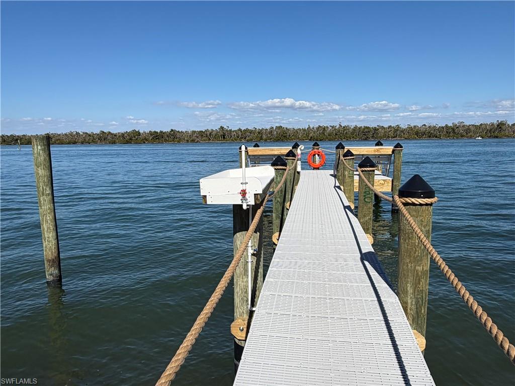 3909 Estero Blvd Property Photo 2