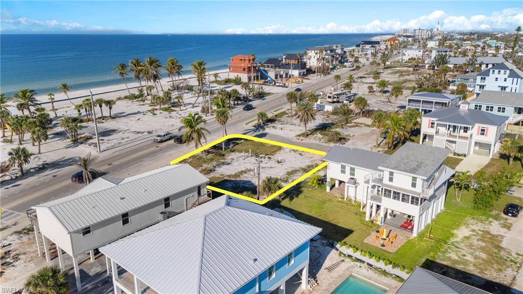 3909 Estero Blvd Property Photo 10