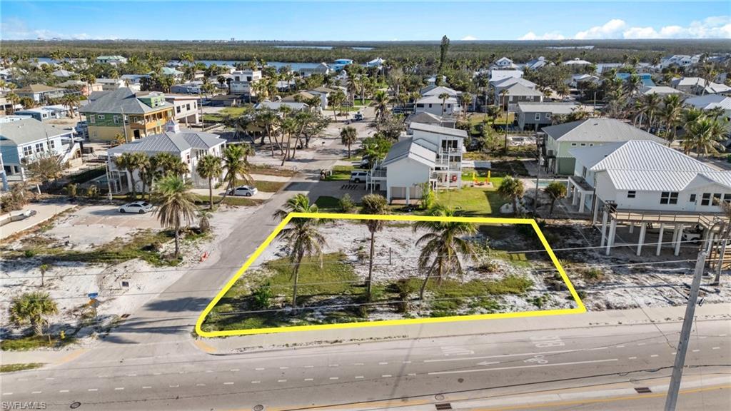 3909 Estero Blvd Property Photo 14