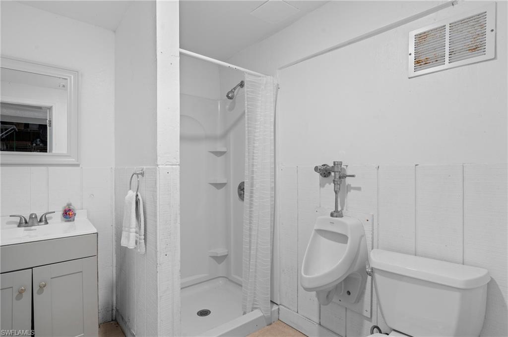 210 Miramar St Property Photo 23