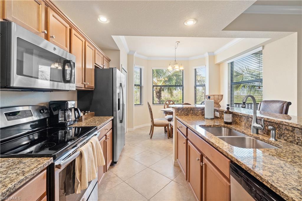 9727 Acqua Ct 436 Property Photo 7